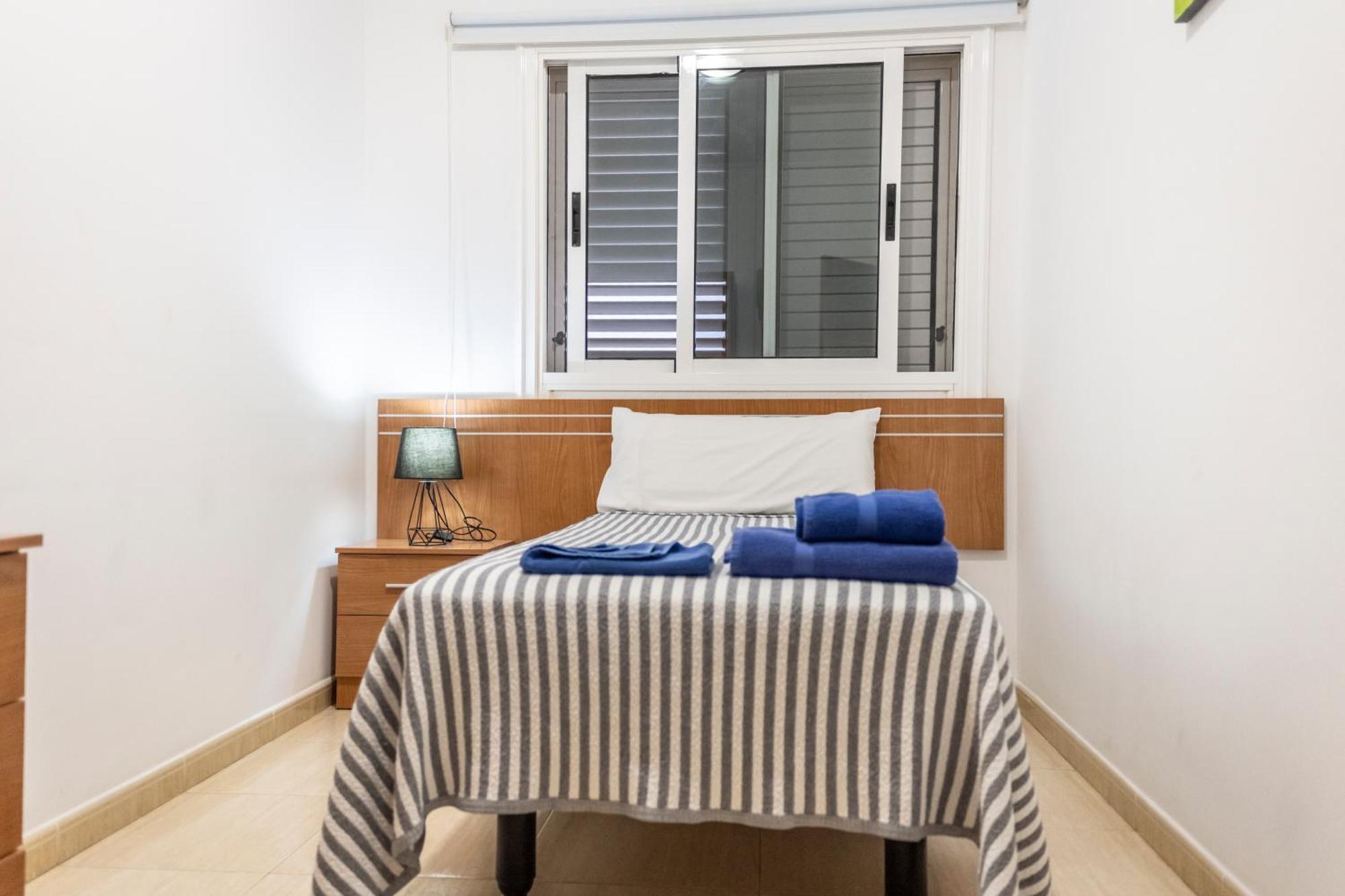 Yesenia Vv Airport Apartment El Matorral Ngoại thất bức ảnh